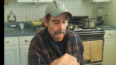 Ray online show from 03-03-25, 04:35