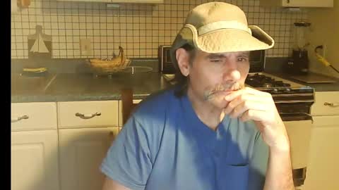 Ray online show from 10-30-25, 10:06