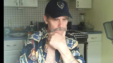 Snapshot of raylene4u2 chatting on 02-20-26, 02:39 Ray online show from 02-20-26, 02:39