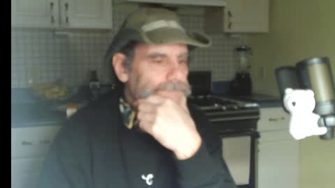 Snapshot of raylene4u2 chatting on 03-02-26, 10:11 Ray online show from 03-02-26, 10:11