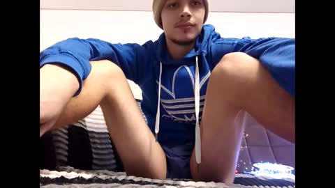 Snapshot of raymartino chatting on 12-13-25, 09:31 RayMartino online show from 12-13-25, 09:31