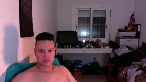 Snapshot of rayolex chatting on 10-19-25, 08:09 rayolex online show from 10-19-25, 08:09