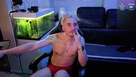 Rayzel online show from 02-03-26, 02:53