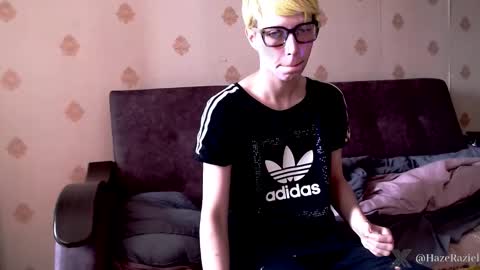  Yrriel Strife Candy-Demon Caveboy mr. Cringe   online show from 09-17-25, 09:33