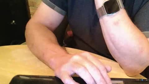 Snapshot of rdrew chatting on 10-14-25, 08:09 rdrew online show from 10-14-25, 08:09