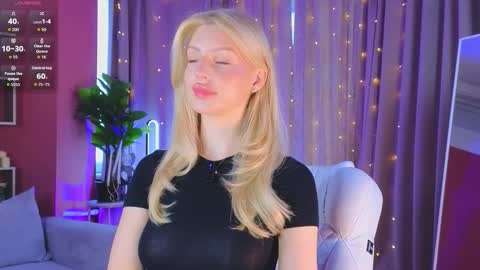 Snapshot of realcrystal chatting on 02-07-26, 04:49 Grace online show from 02-07-26, 04:49