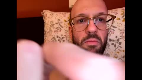 HugeSecret online show from 02-05-26, 02:33