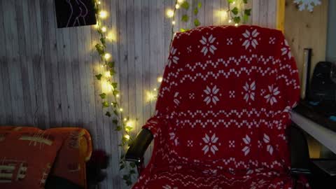 IG realmiagold online show from 12-25-24, 04:22