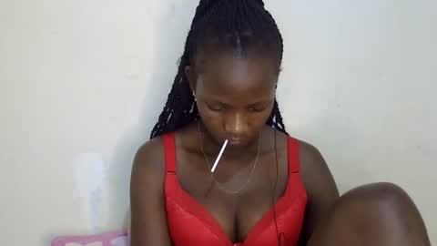 queen online show from 03-11-25, 04:43