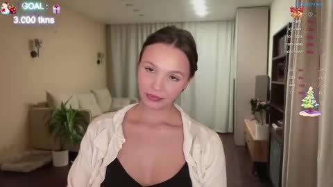 Snapshot of realsupermichael chatting on 12-16-24, 09:09 AliceEve online show from 12-16-24, 09:09