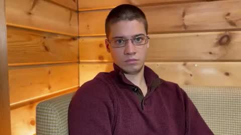 Snapshot of realsupermichael chatting on 12-04-25, 02:37 AliceEve online show from 12-04-25, 02:37