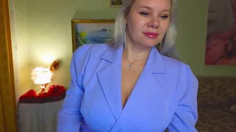 Im a little sick. Ill be back soon. online show from 12-16-25, 01:27