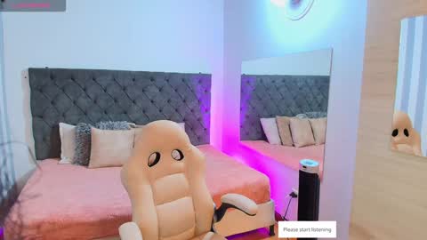 Snapshot of rebeca_cortez1 chatting on 01-18-25, 03:31 I invite you to my birthday on November 3th  online show from 01-18-25, 03:31