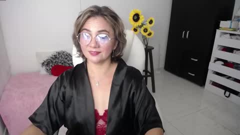 REBECA online show from 02-22-25, 02:08