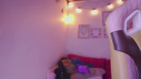 Rebeca  online show from 12-20-25, 03:19