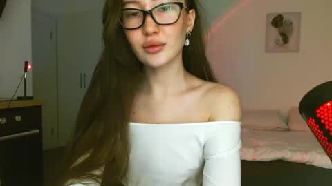 Lets talk here 33.  online show from 01-09-25, 06:47