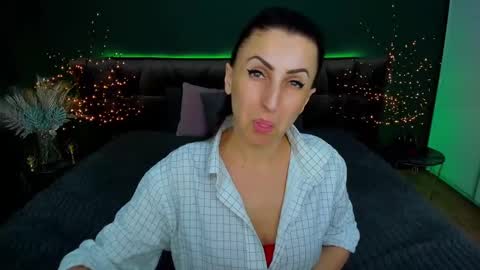 rebecca_diamonds online show from 03-05-25, 12:55
