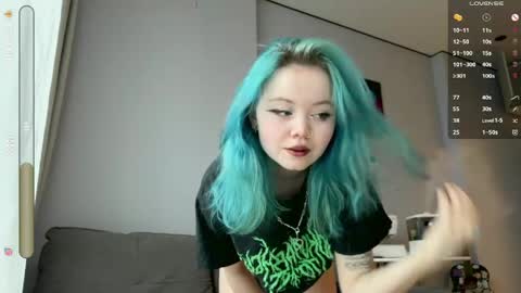 Rebecca Nikson online show from 04-15-26, 03:13