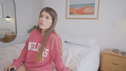 Snapshot of rebeccastonee chatting on 10-08-25, 08:17 - Maria - Of rebeccastonec - telegram online show from 10-08-25, 08:17