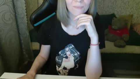 RebesaOlset online show from 09-30-25, 03:39