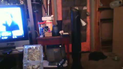 Snapshot of recka810 chatting on 02-17-25, 10:29 recka810 online show from 02-17-25, 10:29