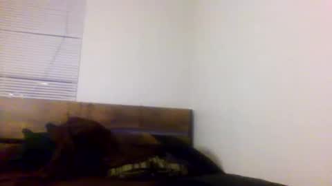 Snapshot of red_eyed_roze chatting on 02-06-25, 04:10 red_eyed_roze online show from 02-06-25, 04:10