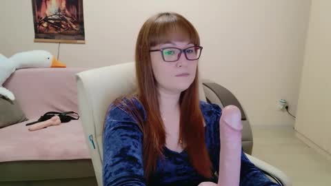 Lisa online show from 11-29-25, 08:23