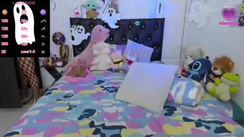 Snapshot of red_girlofficial chatting on 10-16-25, 05:08 Taliana online show from 10-16-25, 05:08