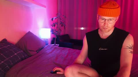 Snapshot of red_guy1 chatting on 01-26-25, 06:27 Sean Fire online show from 01-26-25, 06:27