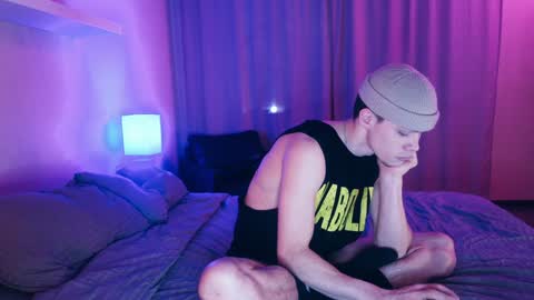Snapshot of red_guy1 chatting on 02-03-25, 05:03 Sean Fire online show from 02-03-25, 05:03