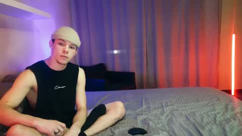 Snapshot of red_guy1 chatting on 02-16-25, 03:38 Sean Fire online show from 02-16-25, 03:38