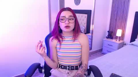 Snapshot of red_kytty6 chatting on 10-10-25, 08:52 Kitty online show from 10-10-25, 08:52