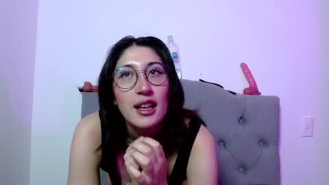 IG   OF red moonn online show from 01-14-25, 12:35