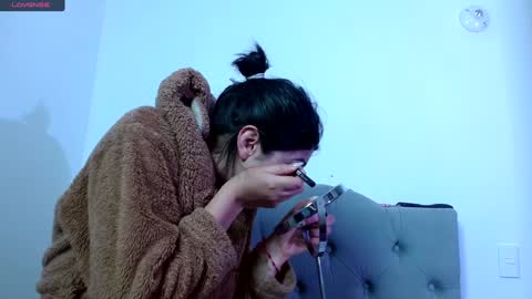 IG   OF red moonn online show from 01-18-25, 10:39