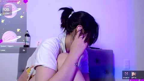 IG   OF red moonn online show from 01-19-25, 02:38