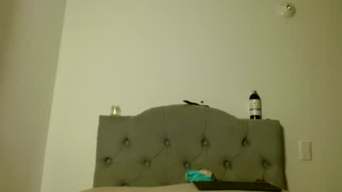 IG   OF red moonn online show from 02-07-25, 11:34