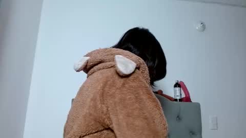 IG   OF red moonn online show from 02-09-25, 11:04