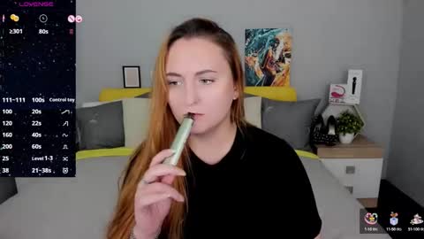 Lessy Fox online show from 09-15-25, 05:46