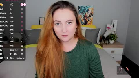 Lessy Fox online show from 11-30-25, 06:34