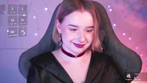 Snapshot of red_queeen chatting on 02-04-25, 06:06 QUEEN OF EVIL online show from 02-04-25, 06:06