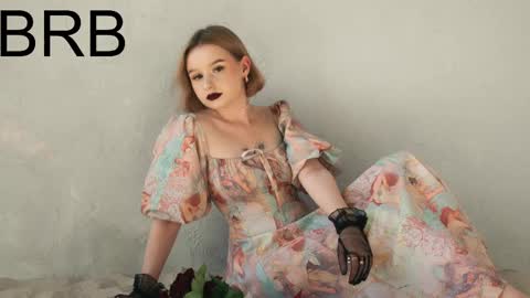 Snapshot of red_queeen chatting on 02-28-25, 08:31 QUEEN OF EVIL online show from 02-28-25, 08:31