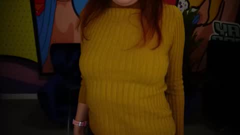 Snapshot of reddoll_ chatting on 11-11-25, 05:24 Lily online show from 11-11-25, 05:24