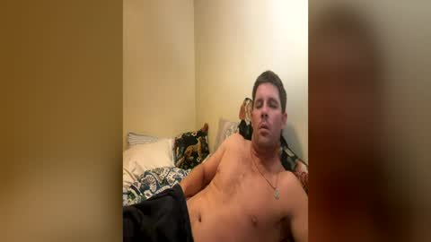 Snapshot of reddrockett69 chatting on 06-13-26, 05:38 Ali j online show from 06-13-26, 05:38
