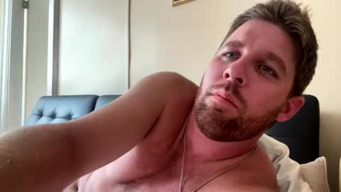 Snapshot of reddrockett69 chatting on 07-25-26, 09:34 Ali j online show from 07-25-26, 09:34