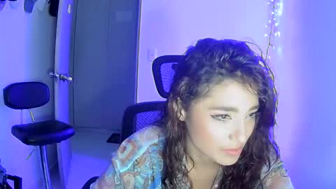 redgirlpum online show from 10-21-25, 12:33