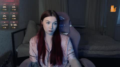 Lina online show from 03-10-25, 03:41