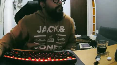 Snapshot of redjhons chatting on 09-22-25, 07:54 redjhons online show from 09-22-25, 07:54