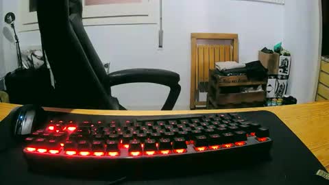 Snapshot of redjhons chatting on 09-30-25, 09:14 redjhons online show from 09-30-25, 09:14