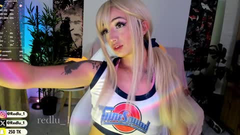 Lu Independiet model online show from 01-09-25, 03:15