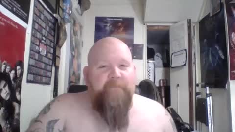 Snapshot of redrumthefool chatting on 10-13-25, 04:07 The fool online show from 10-13-25, 04:07